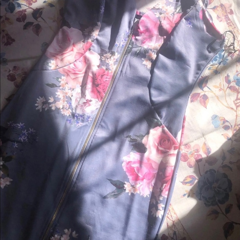 FLORAL DRESS - Picture 3 of 3